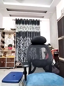 hotindianstud online show from 10/22/25, 12:27