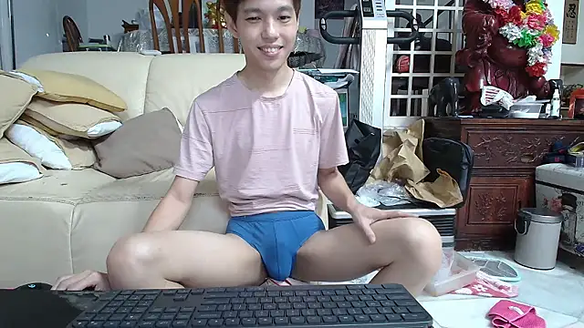 Snapshot of andrewooi chatting on 12/05/24, 08:11 andrewooi online show from 12/05/24, 08:11