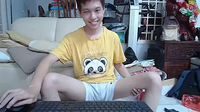 Snapshot of andrewooi chatting on 03/02/25, 08:16 andrewooi online show from 03/02/25, 08:16