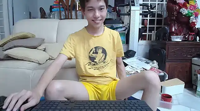 Snapshot of andrewooi chatting on 03/22/25, 04:58 andrewooi online show from 03/22/25, 04:58