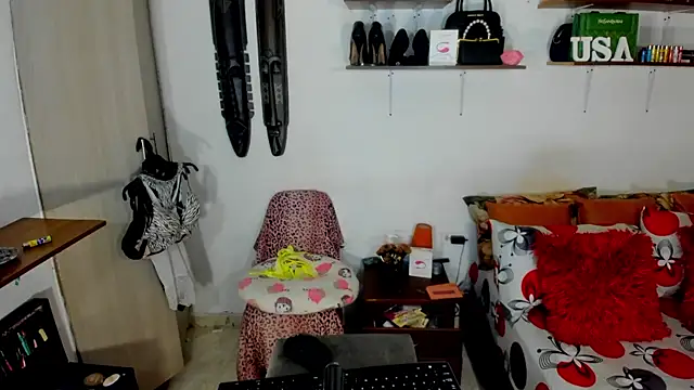 sashasweethot online show from 01/10/25, 10:17