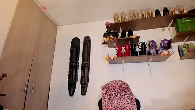 sashasweethot online show from 10/10/25, 01:26