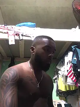 Snapshot of livepro chatting on 02/20/25, 01:57 livepro online show from 02/20/25, 01:57