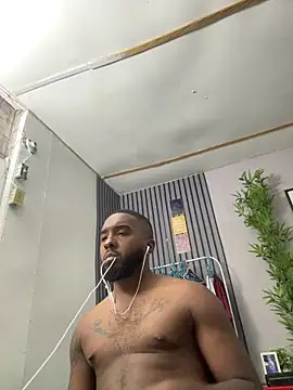 Snapshot of livepro chatting on 02/06/26, 05:56 livepro online show from 02/06/26, 05:56