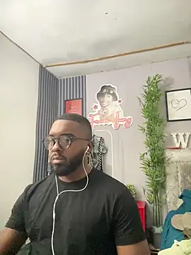 Snapshot of livepro chatting on 03/22/26, 03:04 livepro online show from 03/22/26, 03:04