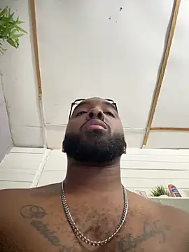 Snapshot of livepro chatting on 04/01/26, 02:47 livepro online show from 04/01/26, 02:47