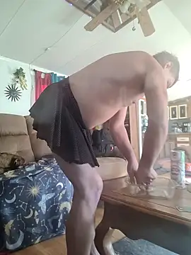 Snapshot of MaddyC6992 chatting on 11/06/25, 04:30 MaddyC6992 online show from 11/06/25, 04:30