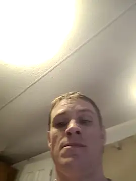 Snapshot of MaddyC6992 chatting on 02/25/26, 12:04 MaddyC6992 online show from 02/25/26, 12:04