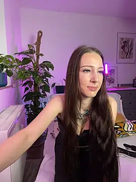 Trixie-Tainted online show from 12/09/24, 07:39