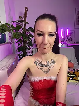 Trixie-Tainted online show from 12/21/24, 09:15