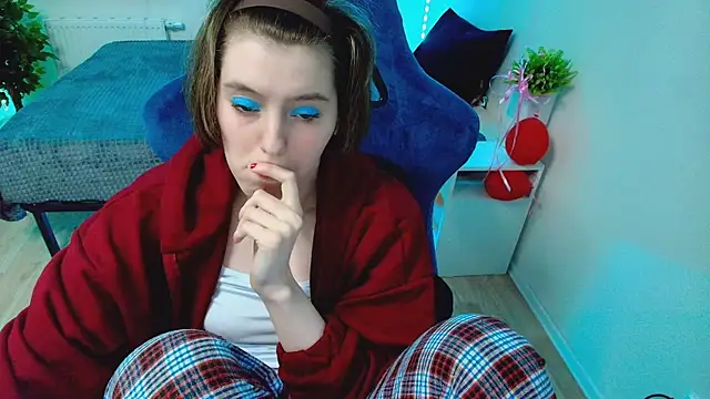 CranberryHot online show from 10/27/25, 02:04