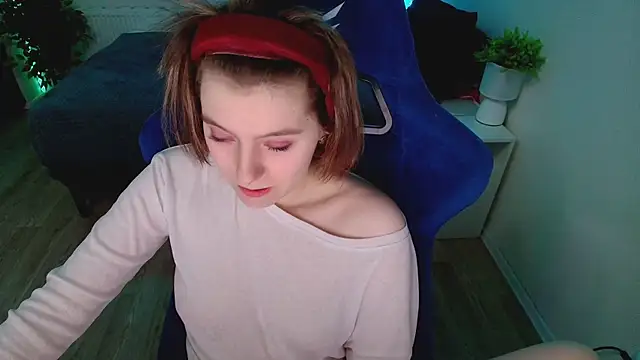 CranberryHot online show from 12/15/25, 02:16