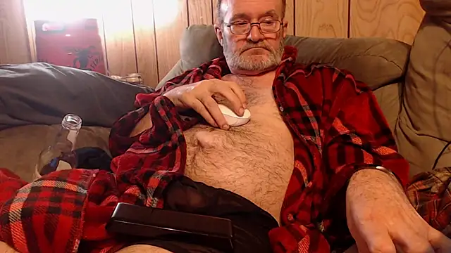 Snapshot of snickers1 chatting on 03/18/26, 01:53 snickers1 online show from 03/18/26, 01:53