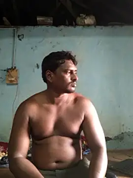 Snapshot of rohanhotguy chatting on 04/08/26, 10:48 rohanhotguy online show from 04/08/26, 10:48