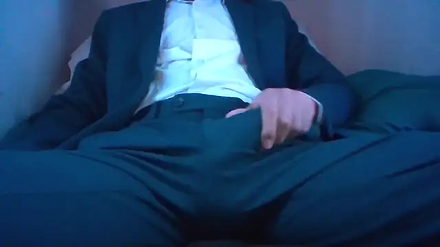 Snapshot of twink07 chatting on 11/14/25, 03:05 twink07 online show from 11/14/25, 03:05