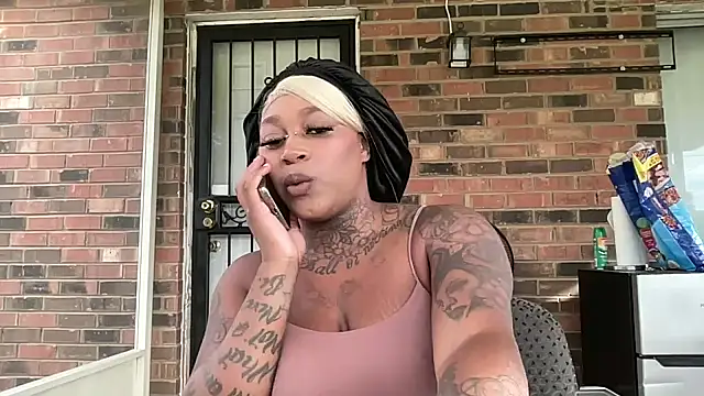 Creamesensation online show from 10/17/25, 02:19