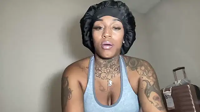 Creamesensation online show from 04/15/26, 04:19