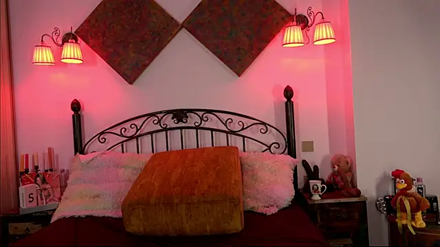 Snapshot of einneuesleben chatting on 02/01/25, 07:47 einneuesleben online show from 02/01/25, 07:47