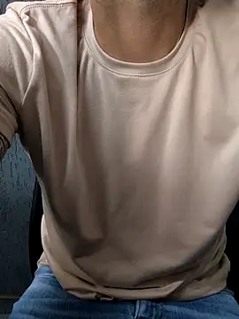 Leo Big online show from 10/13/25, 04:29