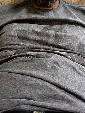 Leo Big online show from 10/23/25, 10:03