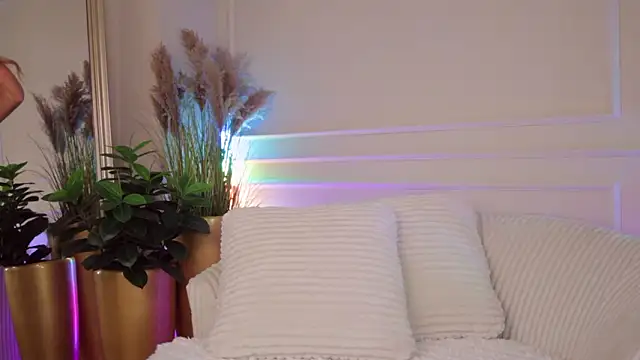 Snapshot of Rachel_Quinn_ chatting on 03/26/26, 04:51 Rachel Quinn online show from 03/26/26, 04:51