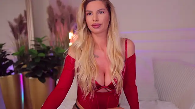 Snapshot of Rachel_Quinn_ chatting on 03/27/26, 04:51 Rachel Quinn online show from 03/27/26, 04:51