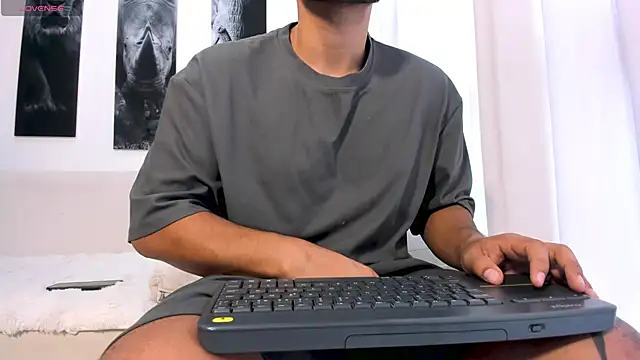 Snapshot of Stud_samu chatting on 09/25/25, 07:17 Stud samu online show from 09/25/25, 07:17