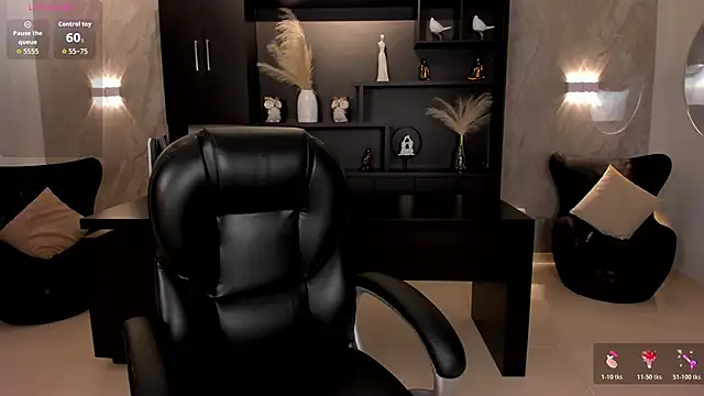 MorganHicks online show from 10/28/25, 07:16