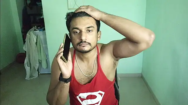 Snapshot of daringcutie chatting on 11/05/25, 04:23 daringcutie online show from 11/05/25, 04:23