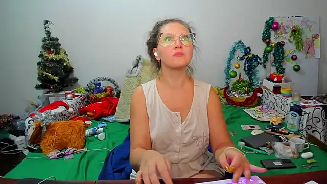 Snapshot of IamYourNarcotic chatting on 12/24/24, 05:23 IamYourNarcotic online show from 12/24/24, 05:23