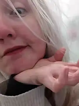 Mllesha74000 online show from 12/27/24, 12:45