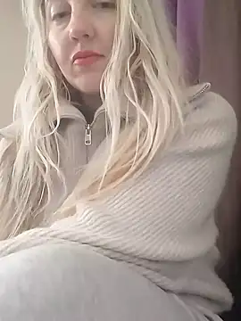 Mllesha74000 online show from 01/12/25, 12:23