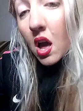 Mllesha74000 online show from 02/22/25, 04:30