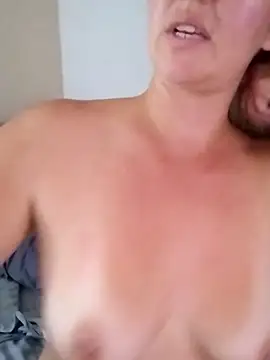 Mllesha74000 online show from 09/14/25, 04:39