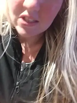 Mllesha74000 online show from 01/14/26, 07:41