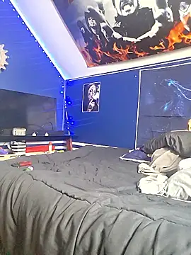 Snapshot of canadacockinme chatting on 03/16/26, 08:46 canadacockinme online show from 03/16/26, 08:46