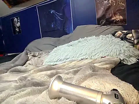 Snapshot of canadacockinme chatting on 04/10/26, 09:41 canadacockinme online show from 04/10/26, 09:41