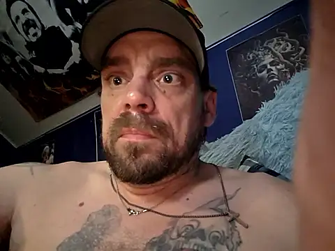 Snapshot of canadacockinme chatting on 04/13/26, 10:43 canadacockinme online show from 04/13/26, 10:43