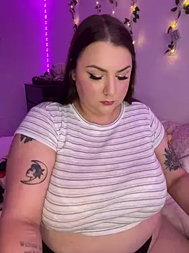 honeyviolet online show from 11/02/25, 12:13