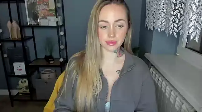 sexyCoralie online show from 01/05/25, 06:02