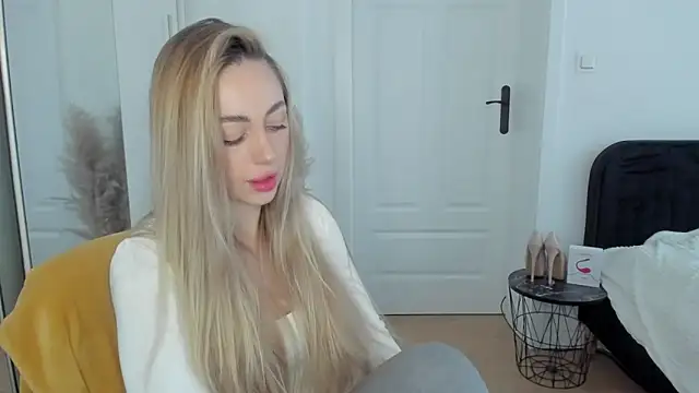 sexyCoralie online show from 03/17/25, 02:23