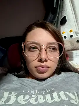 linda-schmidt online show from 11/03/25, 03:52