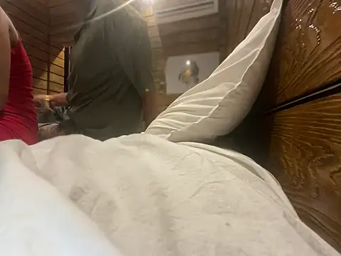 Snapshot of Alexx_RAJ chatting on 12/31/24, 01:30 Alexx RAJ online show from 12/31/24, 01:30