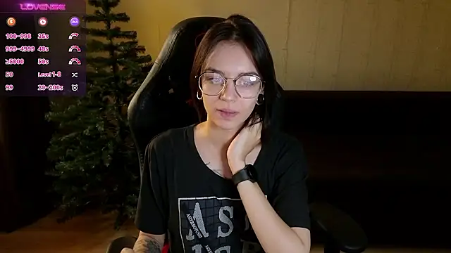 Snapshot of alyssa_sweet chatting on 12/09/24, 08:00 alyssa sweet online show from 12/09/24, 08:00