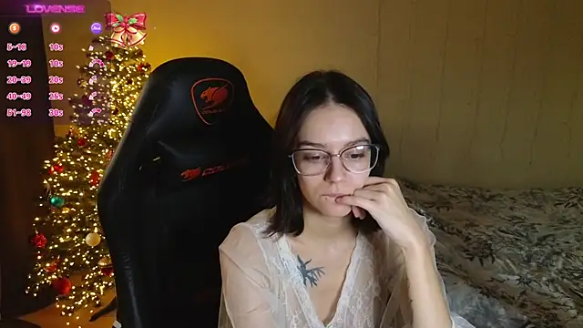 Snapshot of alyssa_sweet chatting on 12/25/24, 09:13 alyssa sweet online show from 12/25/24, 09:13