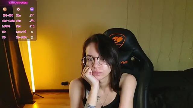 Snapshot of alyssa_sweet chatting on 01/28/25, 06:49 alyssa sweet online show from 01/28/25, 06:49