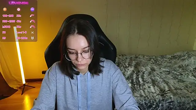 Snapshot of alyssa_sweet chatting on 02/03/25, 08:46 alyssa sweet online show from 02/03/25, 08:46