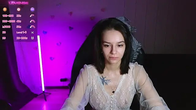 Snapshot of alyssa_sweet chatting on 02/10/25, 05:03 alyssa sweet online show from 02/10/25, 05:03