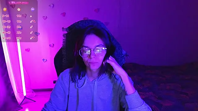 Snapshot of alyssa_sweet chatting on 02/14/25, 07:17 alyssa sweet online show from 02/14/25, 07:17