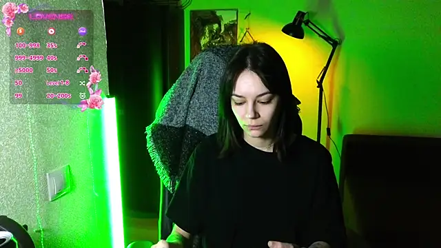 Snapshot of alyssa_sweet chatting on 02/27/25, 02:21 alyssa sweet online show from 02/27/25, 02:21